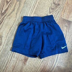 EUC Nike shorts 24M